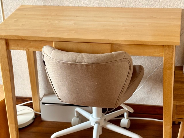 使いやすいコンパクトデスク