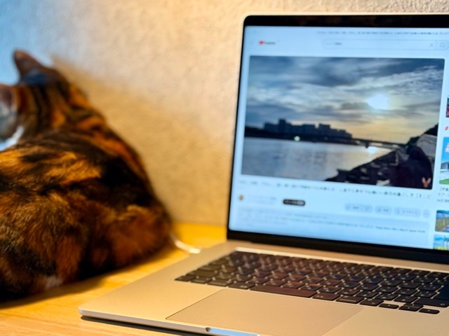 MacBook Airで見るYouTubeの時間